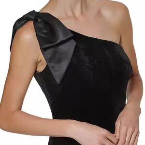 Eliza J One Shoulder Bow Gown Black Velvet Satin Bow Floor Length 6 Petite